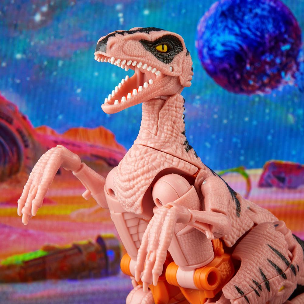 Transformers Generations Legacy Buzzworthy Bumblebee Heroic Maximal